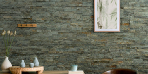 Каменная стена в интерьере из 3D панели RKS SLATE Кварцит Green Quartz купить с доставкой (2)