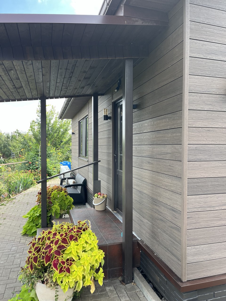 Террасная доска из ДПК Bamberg, Square Fossiled, Brazilian Walnut 4