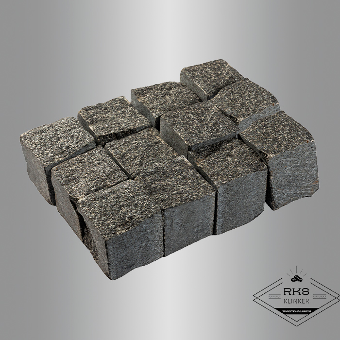 Гранитная брусчатка Габбро, Пилено-колотая, 50x50x50 мм в Курске