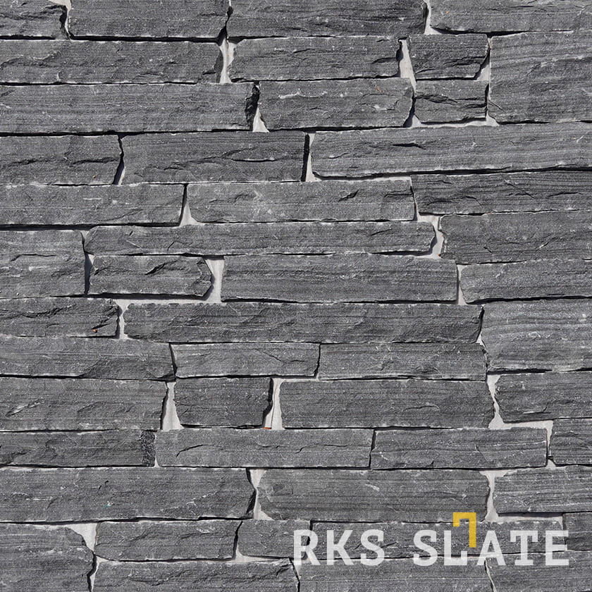 Фасадный облицовочный камень Monsoon Black Quartz Strips в Курске