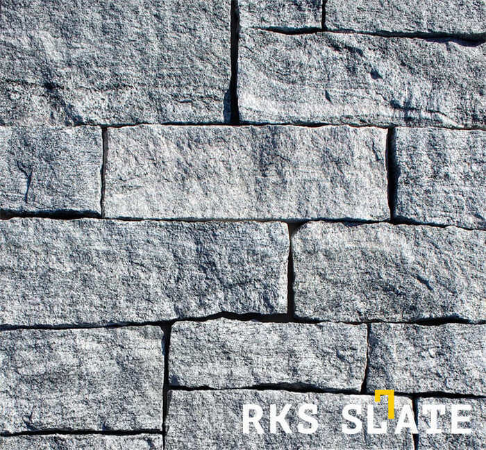 Фасадный облицовочный камень Sesame Grey Quartz Strips в Курске