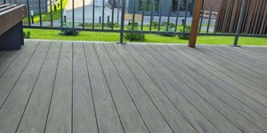Террасная доска ДПК Bamberg Shipboard Brazilian Walnut пол в беседке из дпк (2)